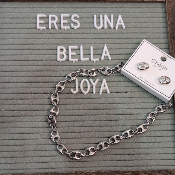 Chérie Silver Necklace and Earring Set - Picture 1 of 2